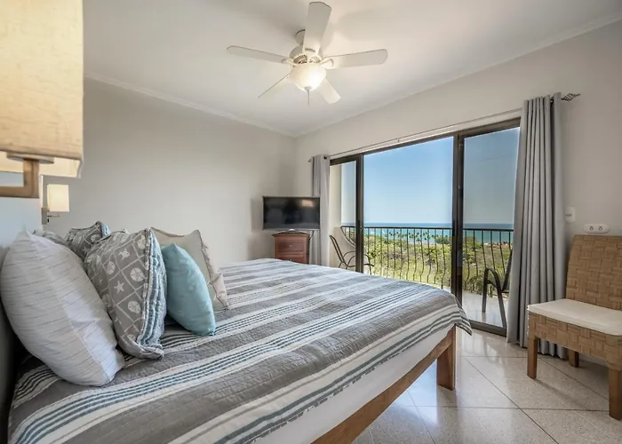 Walk To The Beach & Town! Tamarindo Condo Сasa de vacaciones