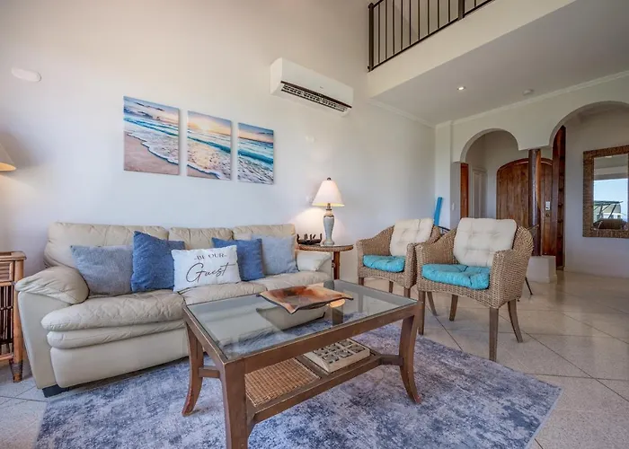 Vakantiehuis Walk To The Beach & Town! Tamarindo Condo