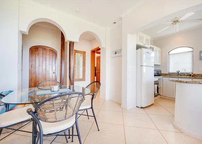 Vakantiehuis Walk To The Beach & Town! Tamarindo Condo